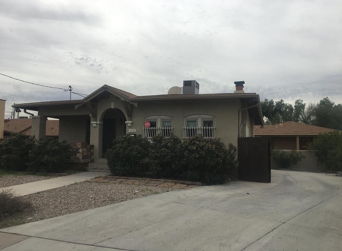 8th Street House — 1316 E 8th St